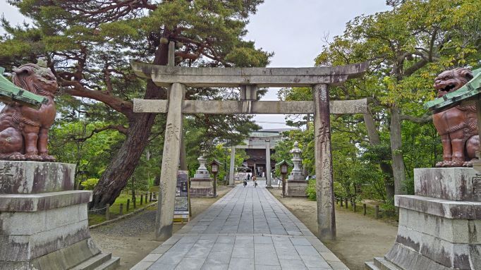 5.14白山神社正門.JPG