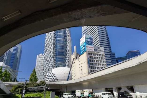 地下タクシー乗り場から.JPG