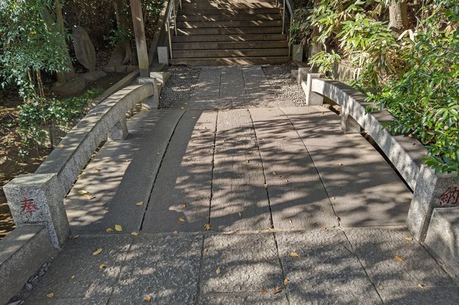 氷川神社神橋.JPG
